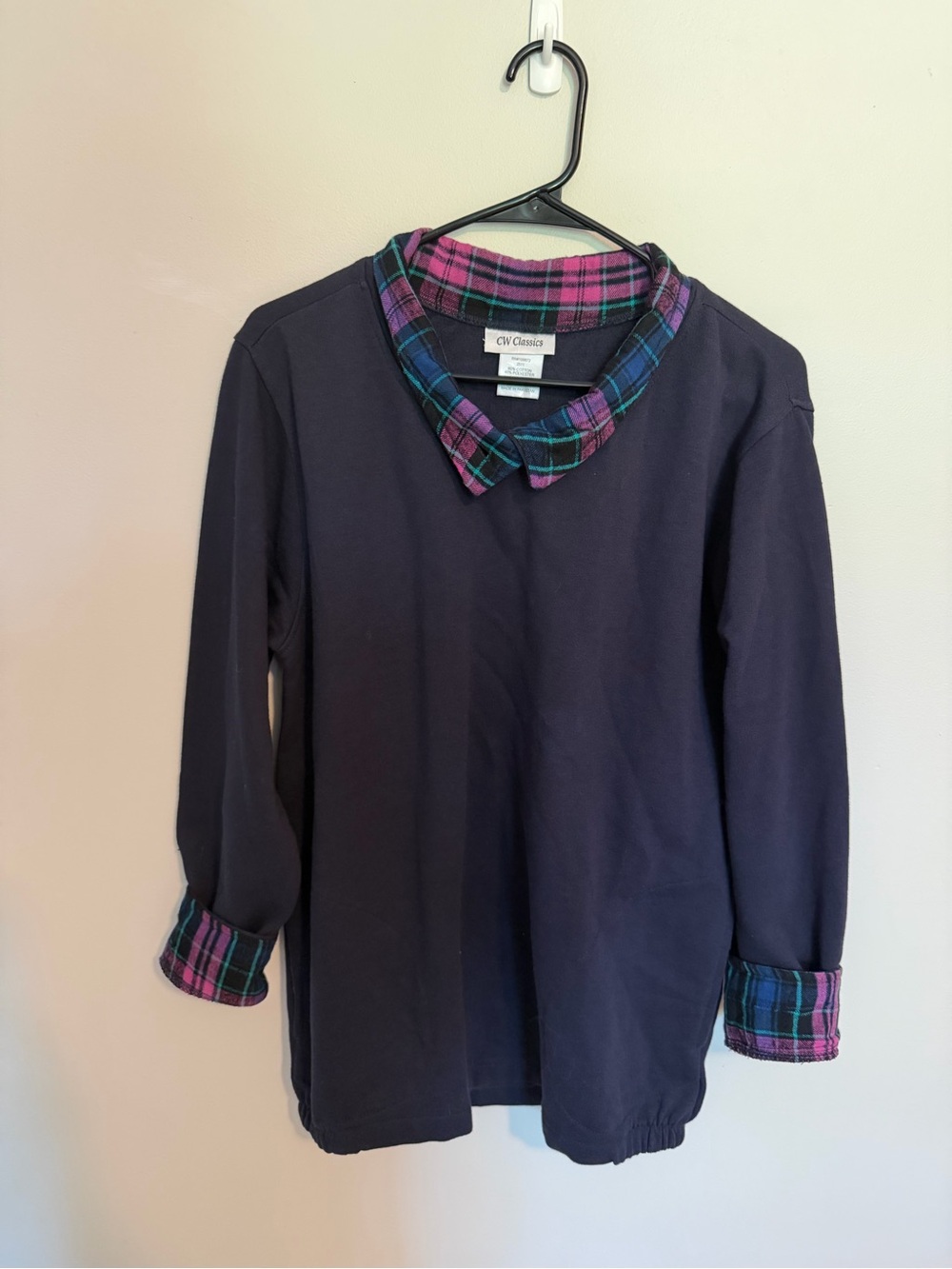 Vintage Classic Navy Pullover with Plaid Trim